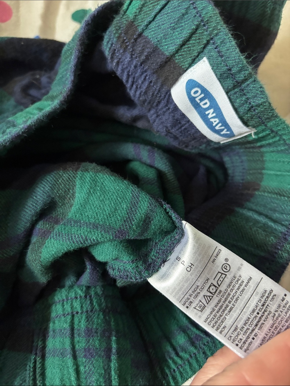Lot Two-Pack Women’s Pajama Pants - Green Plaid & White Multi-Polka Dot SZ S - Picture 4 of 9